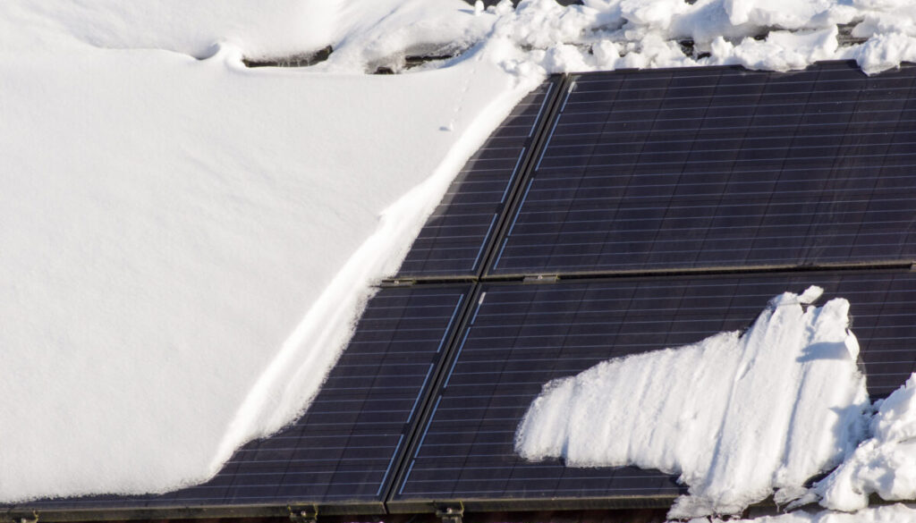 Solar,Panels,For,Electric,Power,Generation,Covered,By,Snow